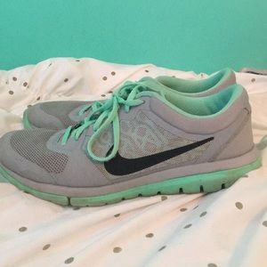 Nike Flex 2015 RUN Mint